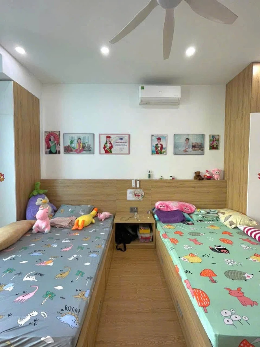 Bán nhà hẻm xe hơi 3 tầng 48m2 đường Lạc Long Quân, giá 7 tỷ - Ảnh thu nhỏ 4