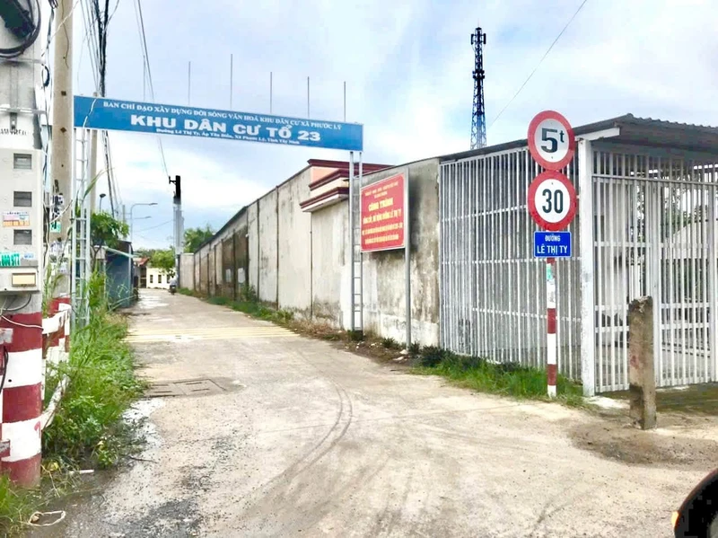 Bán nhà 1 trệt 1 lầu 139m² Long An, giá 2,95 tỷ