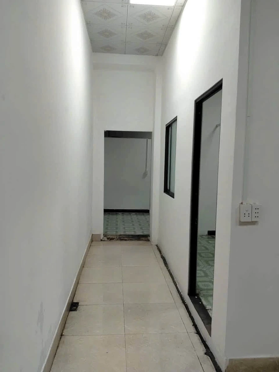 Bán nhà biên nhận riêng 5,5x21m, 2 phòng ngủ, KP3A Trảng Dài, Biên Hòa giá 1 tỷ 420 triệu - Ảnh thu nhỏ 4
