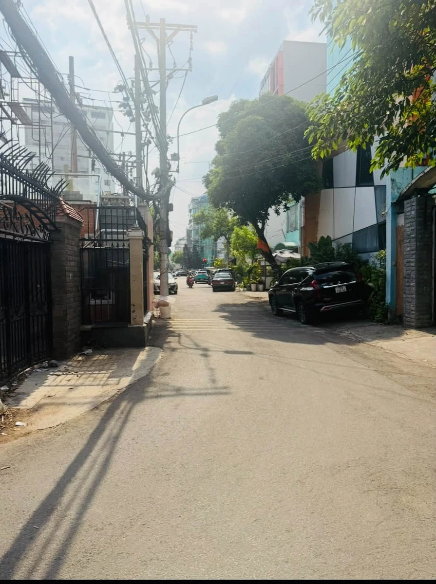 Bán nhà 4 tầng 5 phòng ngủ 47m² Nguyễn Đình Chính Phú Nhuận 9 tỷ - Ảnh 1