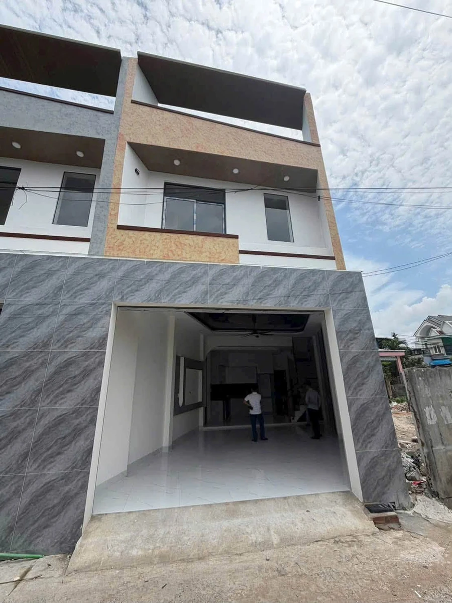 Bán nhà Bình Tân 140m² 2,75 tỷ gần Chợ Lộ Đức - Ảnh 1