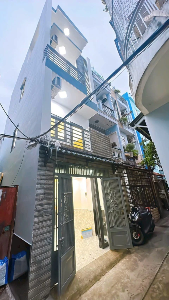 Bán nhà 4 tầng hẻm Đoàn Văn Bơ, Phường 10, Quận 4, 29.3m², 5,5 tỷ - Ảnh 1