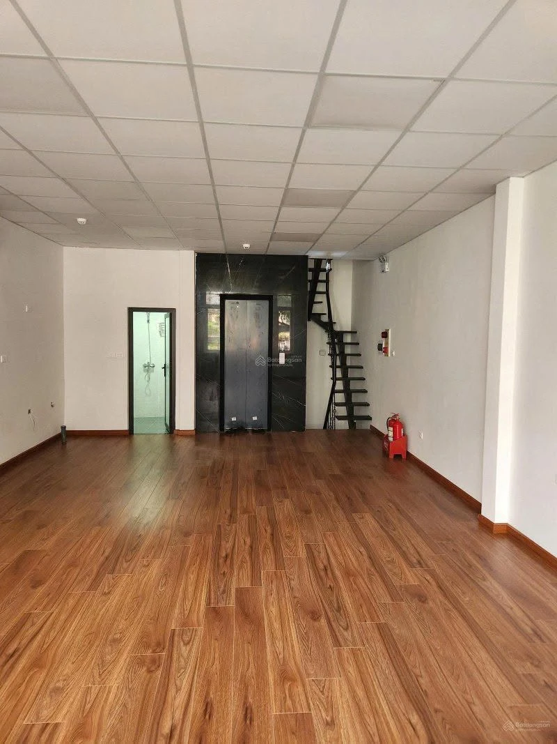 Cho thuê nhà mặt tiền đường Cầu Giấy 95m² Hà Nội - Ảnh thu nhỏ 2