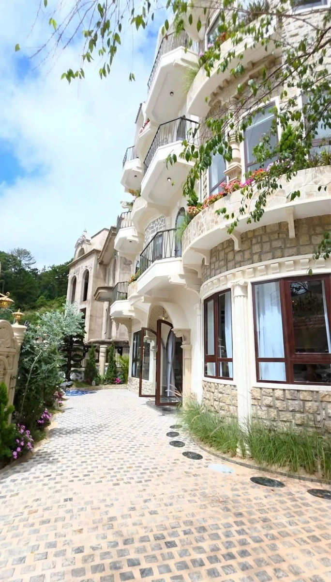 Bán villa Montara Đà Lạt 241m² 3 mặt tiền 22,5 tỷ - Ảnh thu nhỏ 2