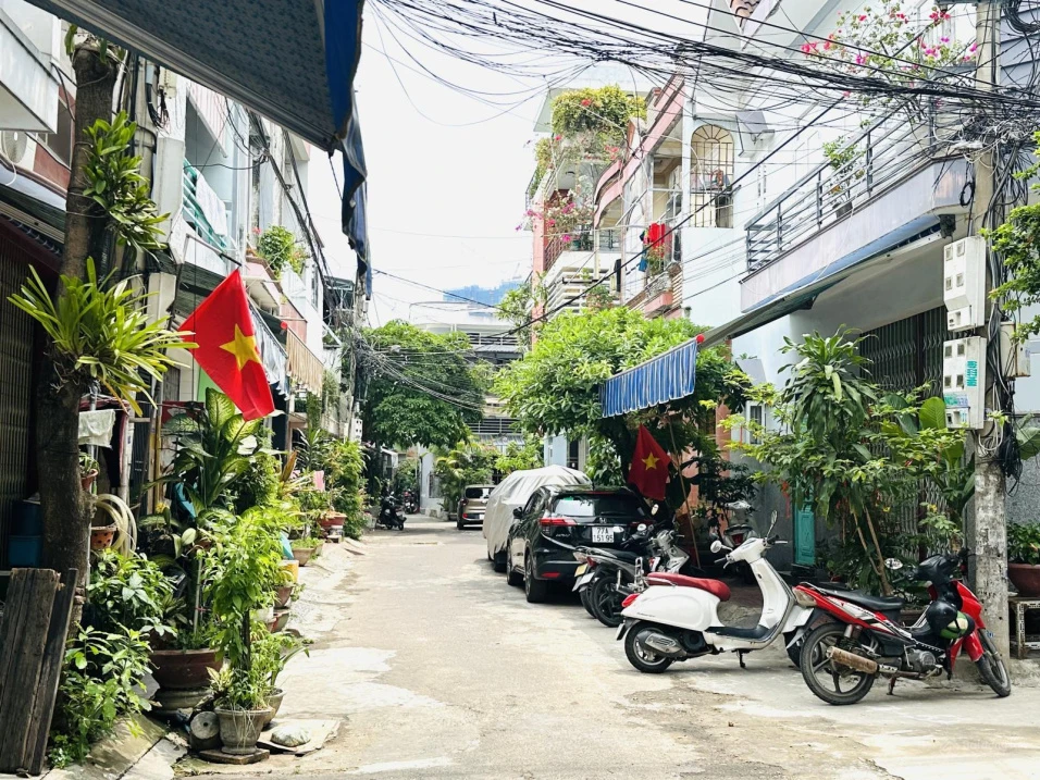 Nhà trung tâm phố biển Quy Nhơn chỉ cách 5 phút ra biển. Vị trí đắc địa để ở hoặc homestay du lịch! - Ảnh thu nhỏ 3