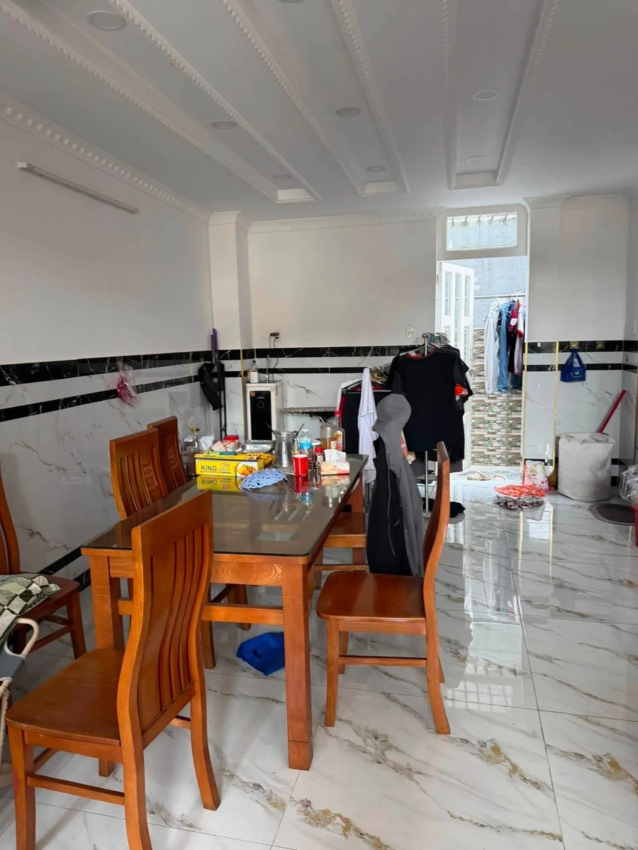 Bán nhà Hóc Môn 88m2 3PN 4WC, 4 tỷ 890 triệu - Ảnh thu nhỏ 2