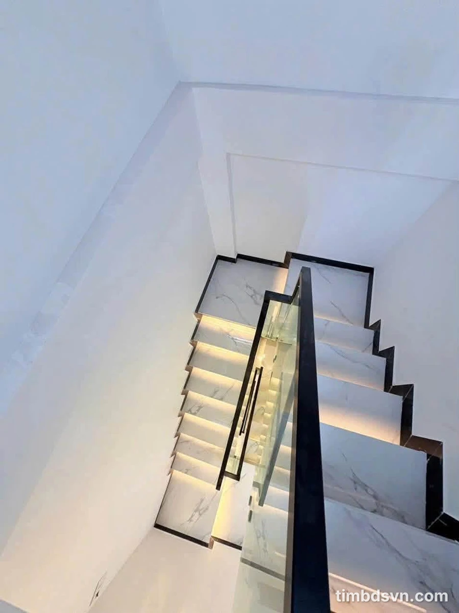 Bán nhà 4 tầng 21m² Hoàng Diệu Quận 4 giá 5 tỷ - Ảnh thu nhỏ 5