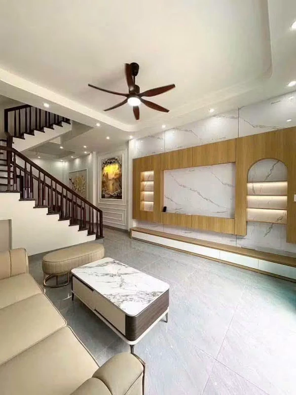 Chuyển nhượng nhà phố 3 tầng 48.9m2 gần Hồ Bạch Đằng