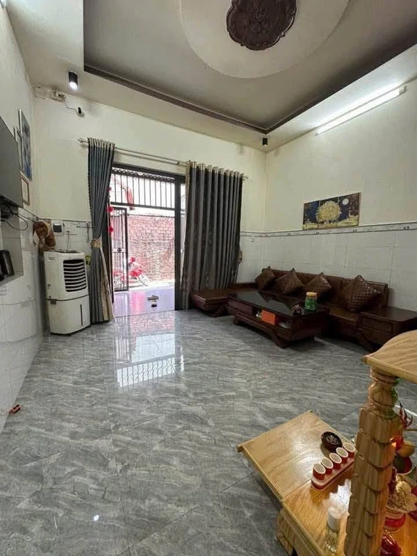 Bán nhà cấp 4 ở Đà Nẵng, 2 phòng ngủ, 73.9m2, gần biển