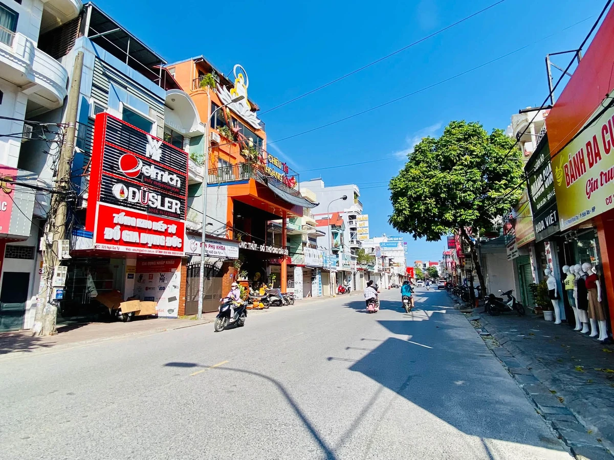 Bán nhà mặt đường Ngô Gia Tự 170m, 18 tỷ - Ảnh thu nhỏ 2