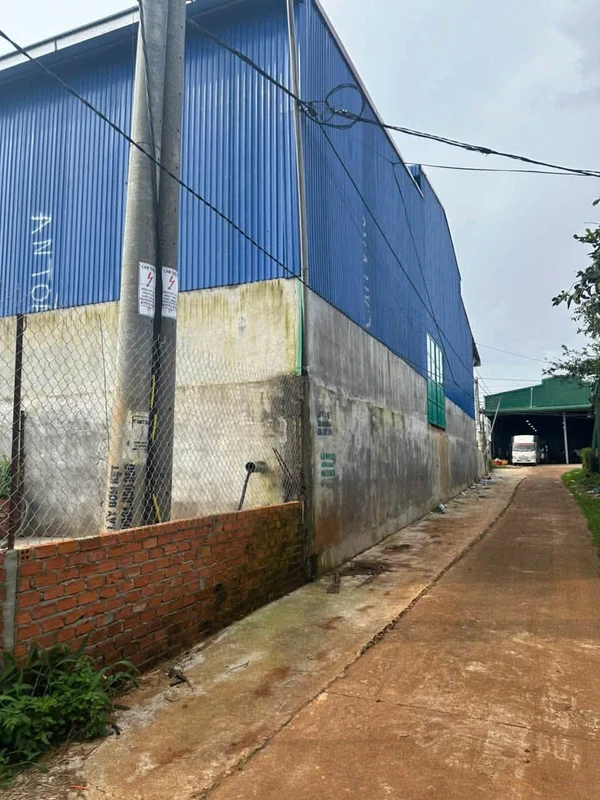 Bán kho sầu riêng mặt tiền QL29, 3.200m², Đắk Lạk