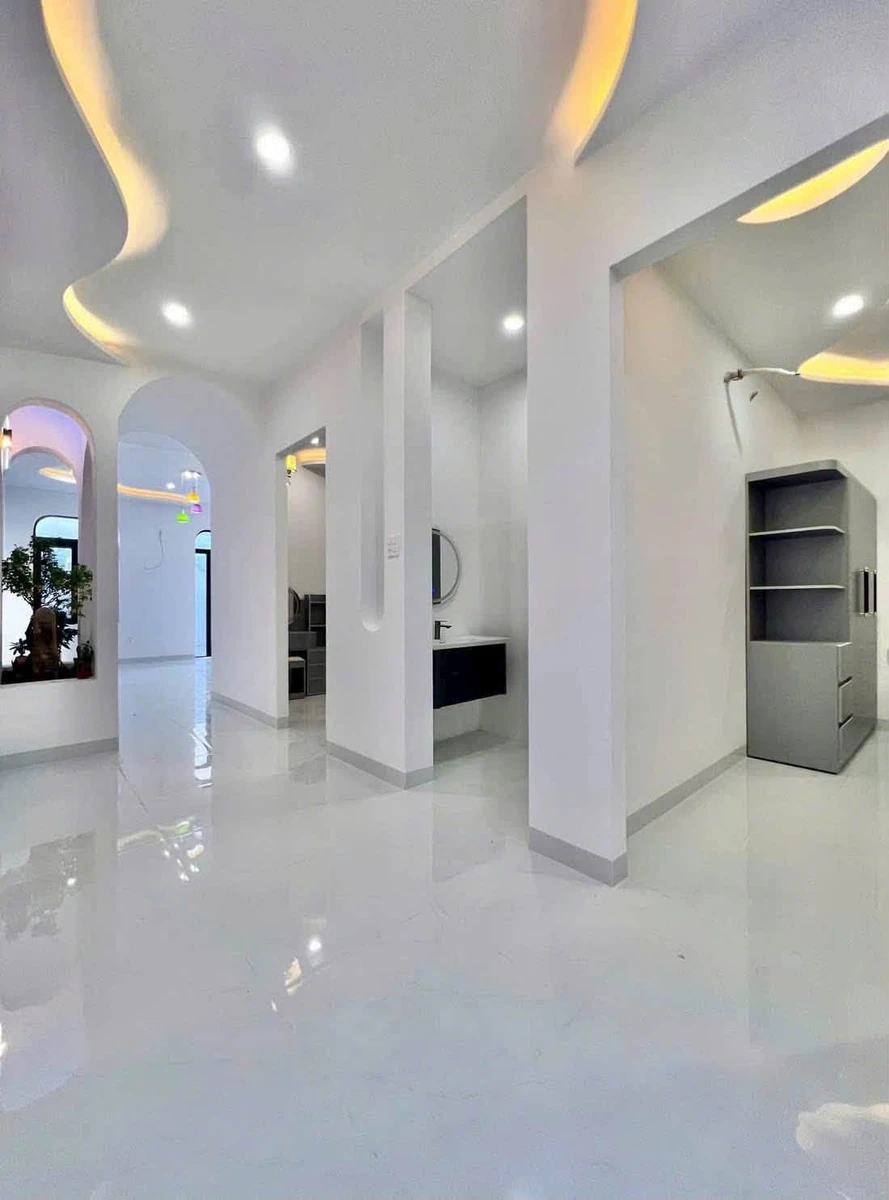 Bán nhà C4 mới 118m² Bình Thuận, Lâm Đồng 2PN, sân ô tô - Ảnh thu nhỏ 5