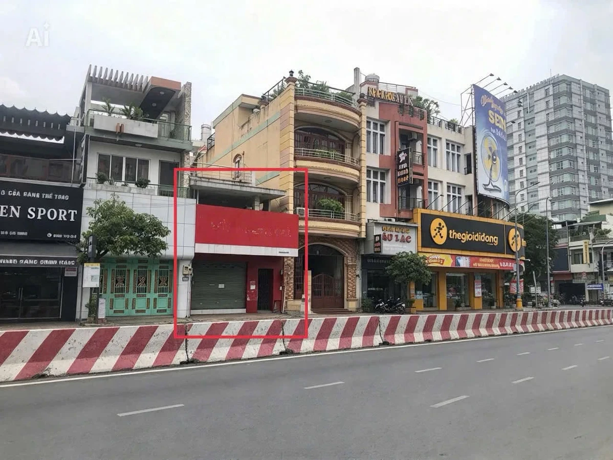 Cho thuê nhà mặt tiền Lạc Long Quân 273m², Tân Bình, 35 triệu/tháng - Ảnh 1