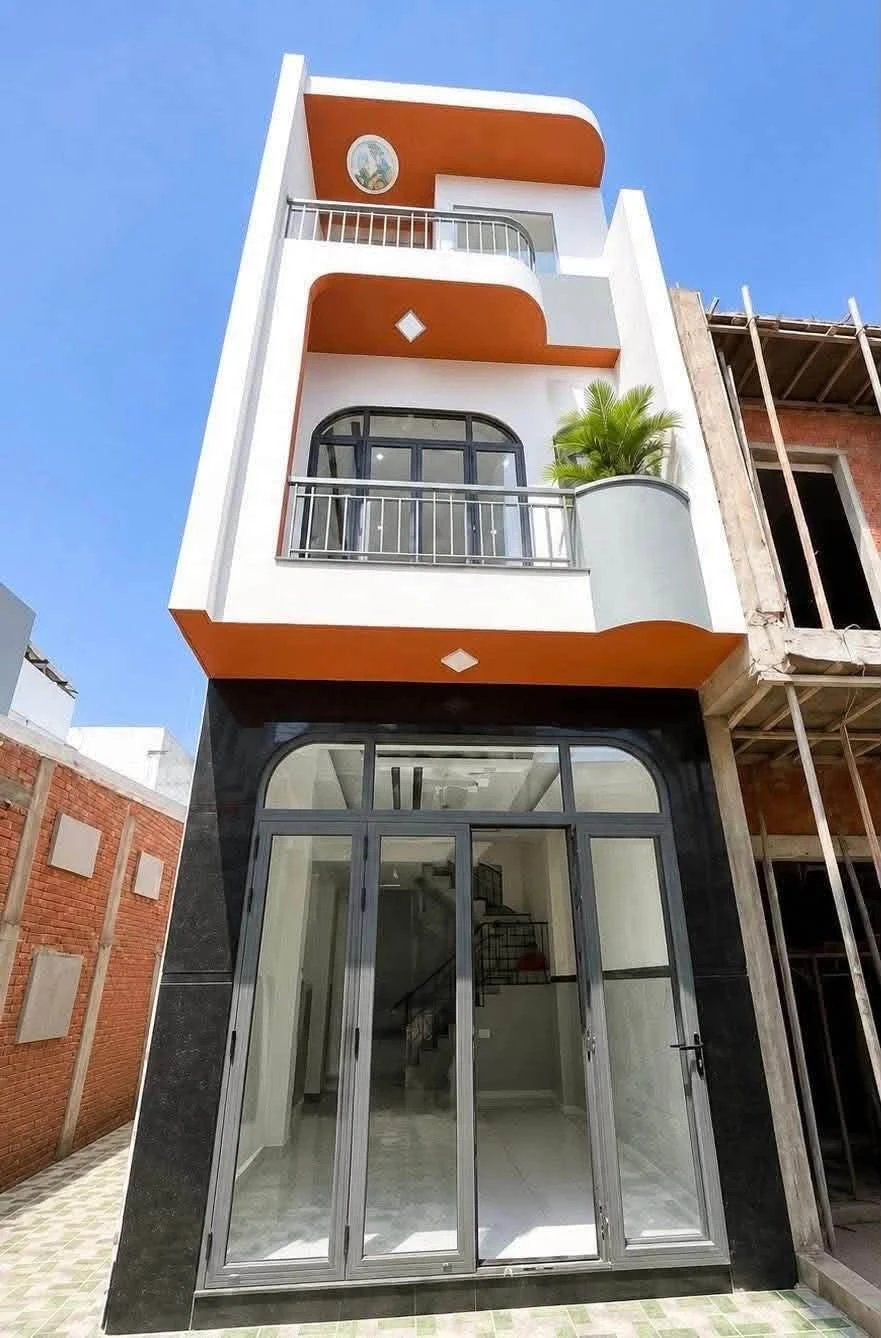 Bán nhà hẻm 3 tầng 46,7m2 đường Hoàng Văn Thụ, Quy Nhơn giá 3,66 tỷ - Ảnh 1