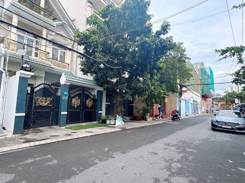Bán nhà 6x18m trệt lửng 3 lầu khu 52 Thoại Ngọc Hầu, Tân Phú, giá 15,5 tỷ