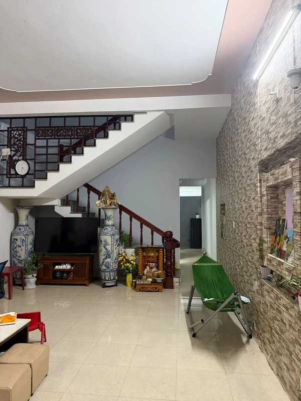 Bán nhà 1 mê kiên cố 87,2m², 2 phòng ngủ, hẻm Nguyễn Thụy, TP. Quảng Ngãi