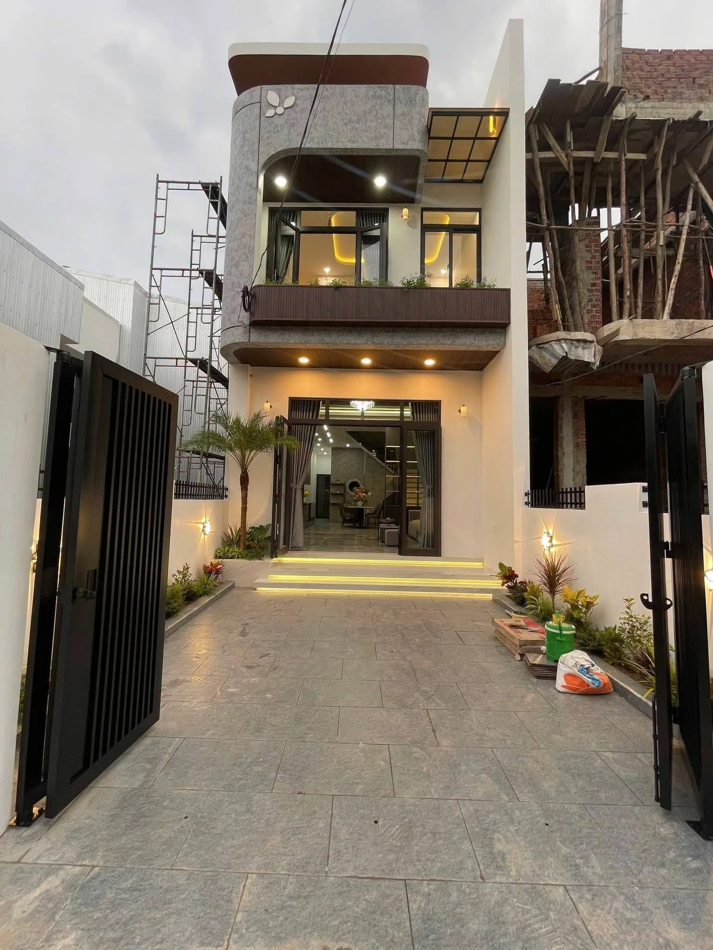 Bán nhà 2 tầng 100m2 kiệt 36 Huyền Trân Công Chúa, Thủy Xuân, Huế giá 3,35 tỷ - Ảnh 1