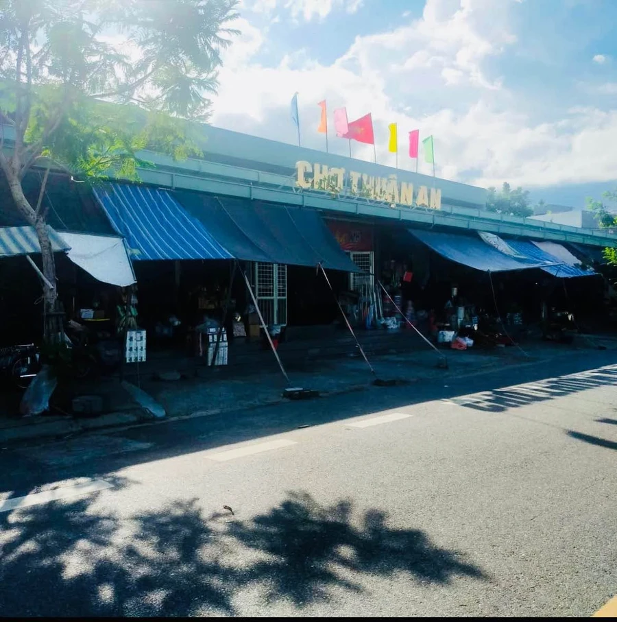 Bán nhà gác lửng 100m² mặt tiền 10,6m Nguyễn Phước Nguyên 3,49 tỷ - Ảnh 1