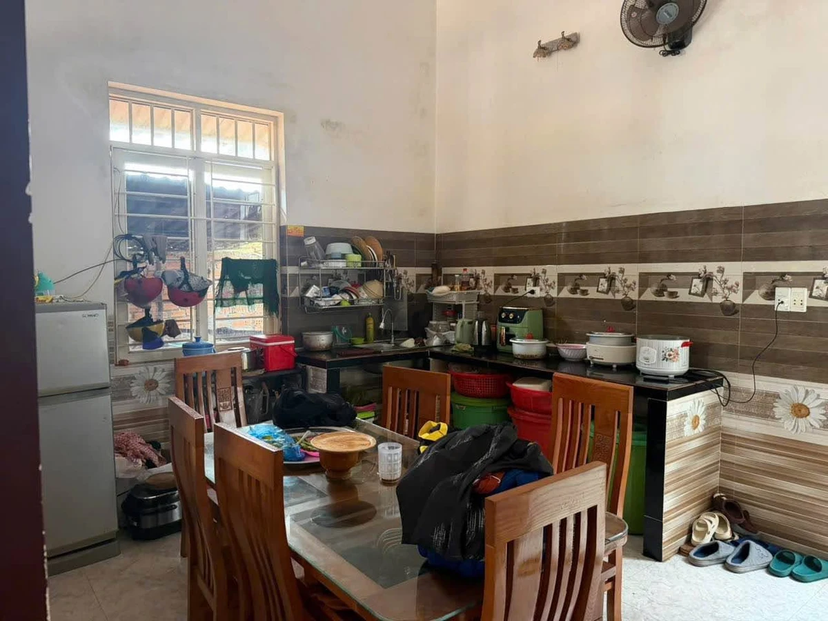Nhà góc 2 mặt tiền 60m2, 3 phòng ngủ, giá 3,99 tỷ ở Buôn Mê Thuột - Ảnh thu nhỏ 3