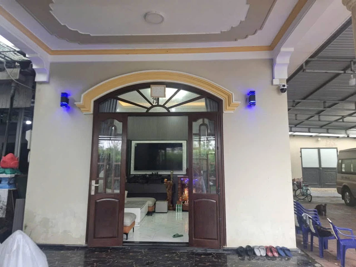 Bán nhà mặt tiền đường Tôn Thất Thiệp, TP. Huế, đất 299m2, mặt tiền 11m - Ảnh thu nhỏ 3