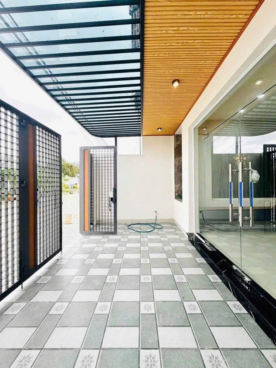 Bán nhà mặt tiền Chế Lan Viên, Rạch Giá 4PN, 99m² - Ảnh thu nhỏ 2