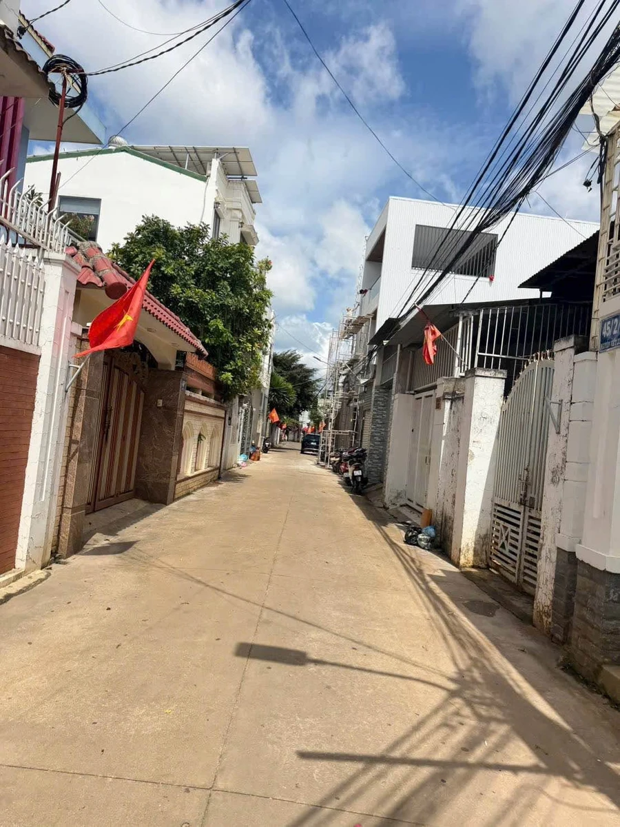 Bán dãy trọ 6 phòng 65m² Nguyễn Viết Xuân 4 tỷ - Ảnh thu nhỏ 2