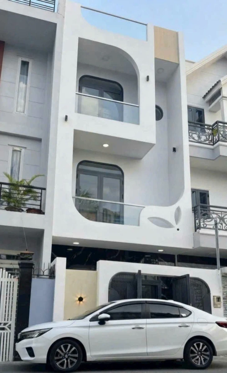 Bán nhà mới 4PN 5WC 144m2 Nguyễn Xiển Q9, 4,999 tỷ - Ảnh 1