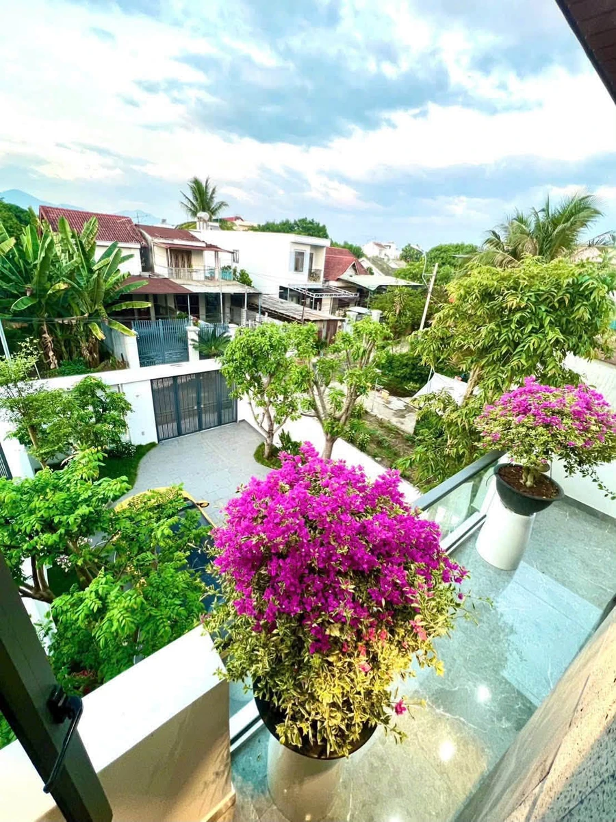 Bán biệt thự Diên Khánh 258m2, 4,35 tỷ, sân vườn rộng - Ảnh thu nhỏ 2