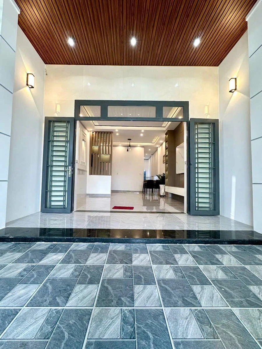 Bán nhà 2 phòng ngủ 106,5 m² Bình Dương giá 2 tỷ 80 triệu - Ảnh 1