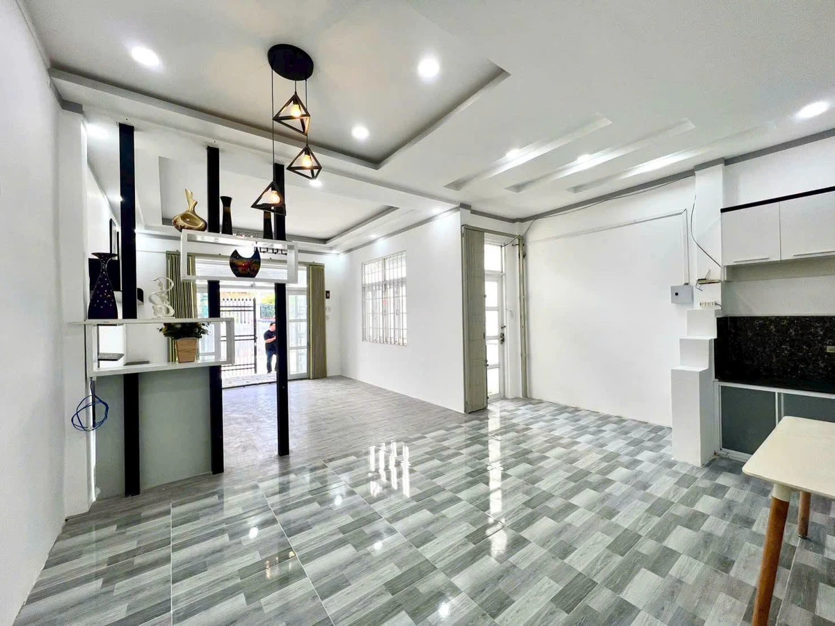 Bán nhà lầu 2PN Thanh Hải Phan Thiết 73m2, 3,5 tỷ - Ảnh thu nhỏ 5