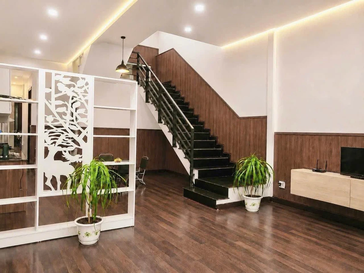 Bán nhà mặt tiền Trần Cừ 150m², 4PN, 7.5 tỷ Quận 1 - Ảnh thu nhỏ 4