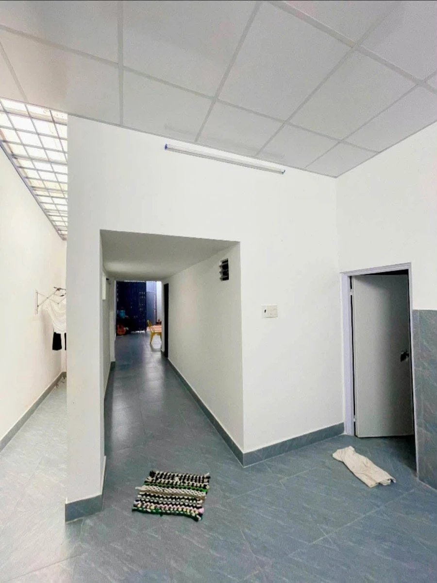 Bán nhà cấp 4 hẻm 79m2, 2PN 2WC, Tuy Hòa - 1tỷ 790 - Ảnh thu nhỏ 4