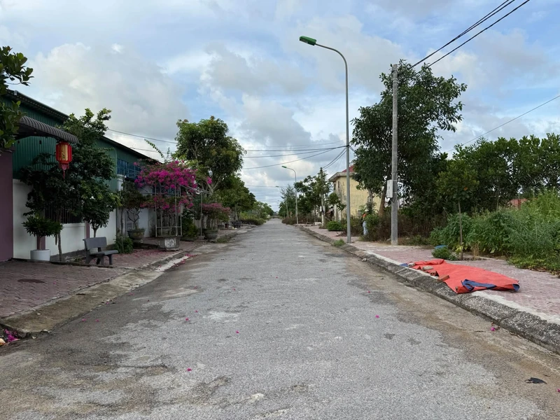 Bán đất Cửa Lò 180m2, hướng Đông Nam, 20tr/m2
