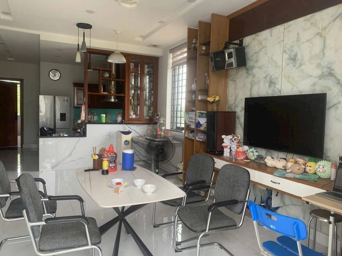 Bán nhà 1 triệt 2 lầu 360m² Long Hương, Bà Rịa 4.2 tỷ - Ảnh thu nhỏ 5