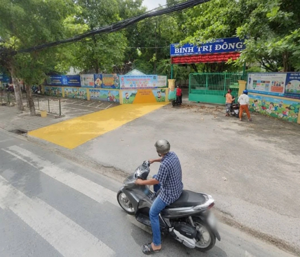 Bán nhà Hương Lộ 2, 2 phòng ngủ, 12m² ngang 6m, giá 2 tỷ - Ảnh 1