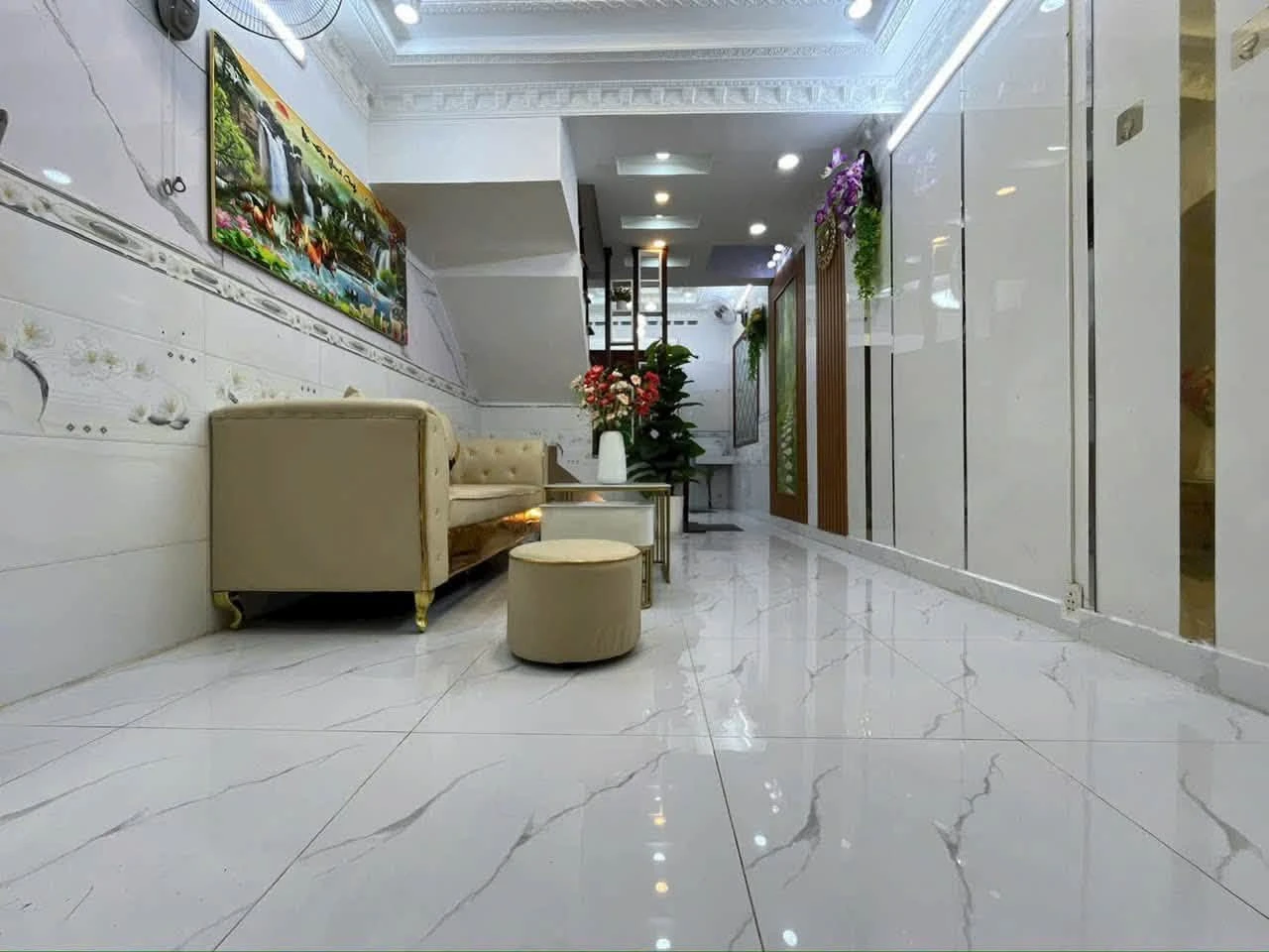 Bán nhà 3 lầu 4PN 27m² Huỳnh Tấn Phát Nhà Bè 2.68 tỷ - Ảnh 1