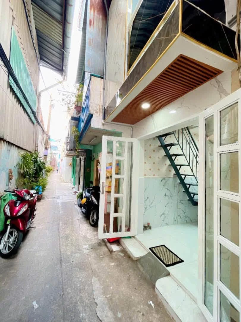 Bán nhà 1 tầng, 1 PN, 16,4m² tại Nguyễn Tất Thành, Quận 4 - Ảnh thu nhỏ 2