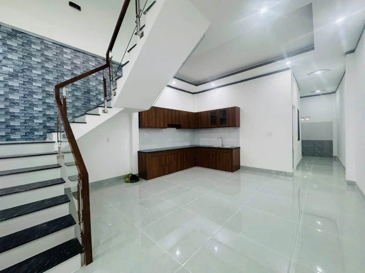 Bán nhà 4PN Biên Hoà 105m² gần Đồng Khởi 2,15 tỷ - Ảnh thu nhỏ 3