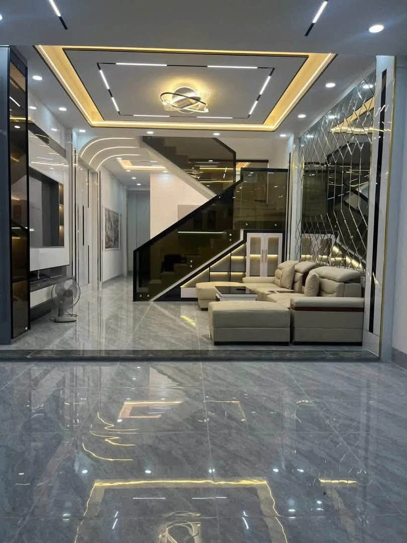 Bán nhà sổ riêng 75m² 3 phòng ngủ Tân Uyên 2,4 tỷ - Ảnh thu nhỏ 2