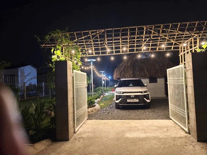 Bán biệt thự resort 580m2 có hồ bơi, sân vườn ở Quy Sơn