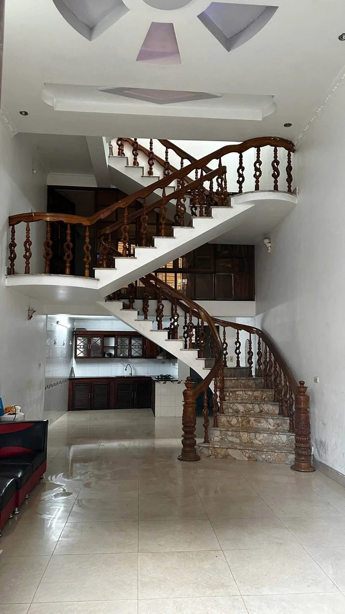 Bán nhà 3 tầng 64.1m² 4 tỷ gần Cứu hoả, Quận 1 - Ảnh 1