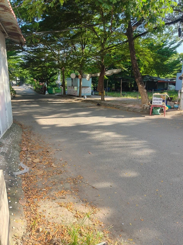 Cho thuê nhà 4PN mặt tiền hẻm Đào Tông Nguyên, Nhà Bè