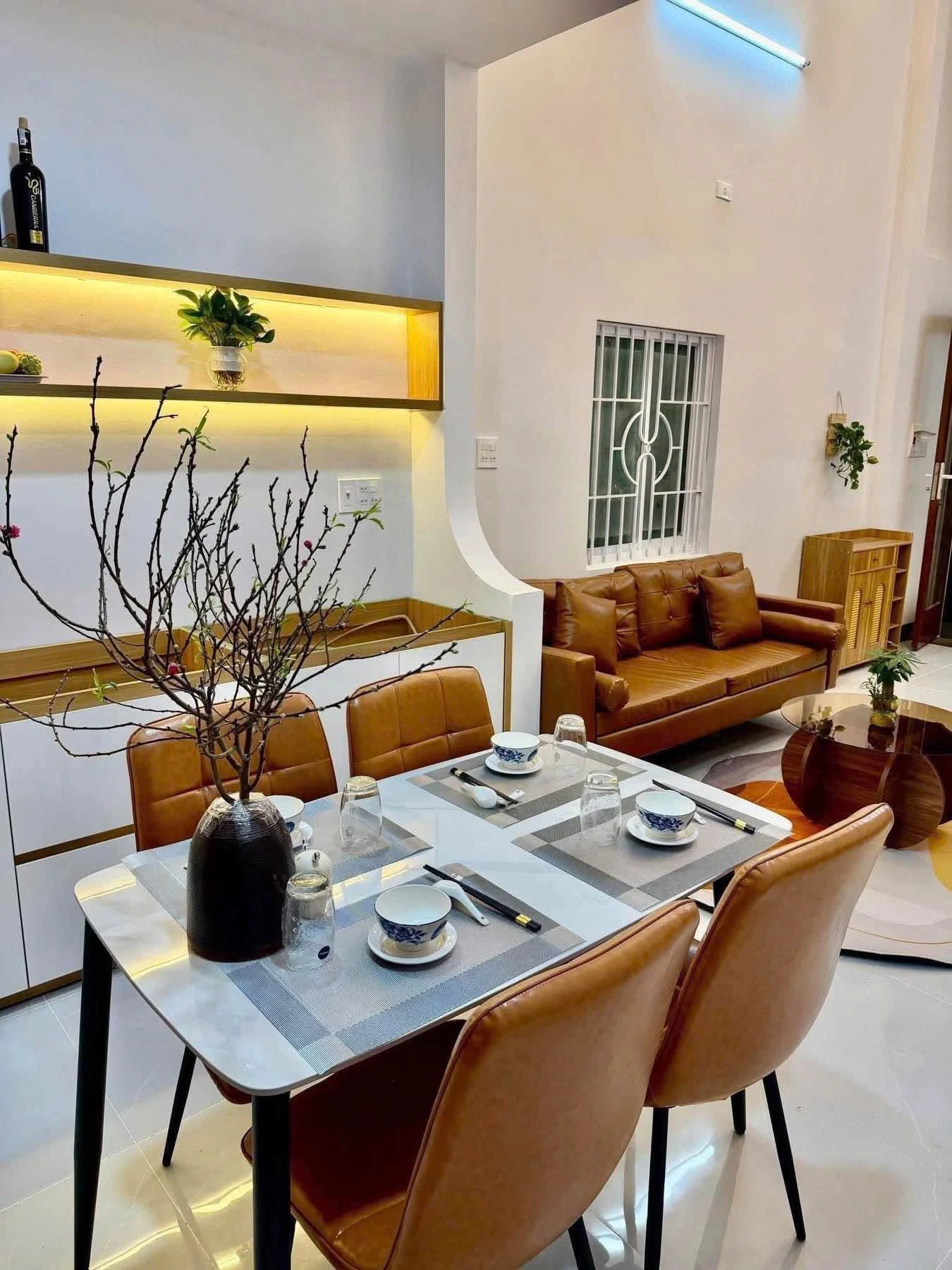 Bán nhà mặt tiền Nguyễn Thị Minh Khai Gia Lai 45m2 full nội thất - Ảnh 1