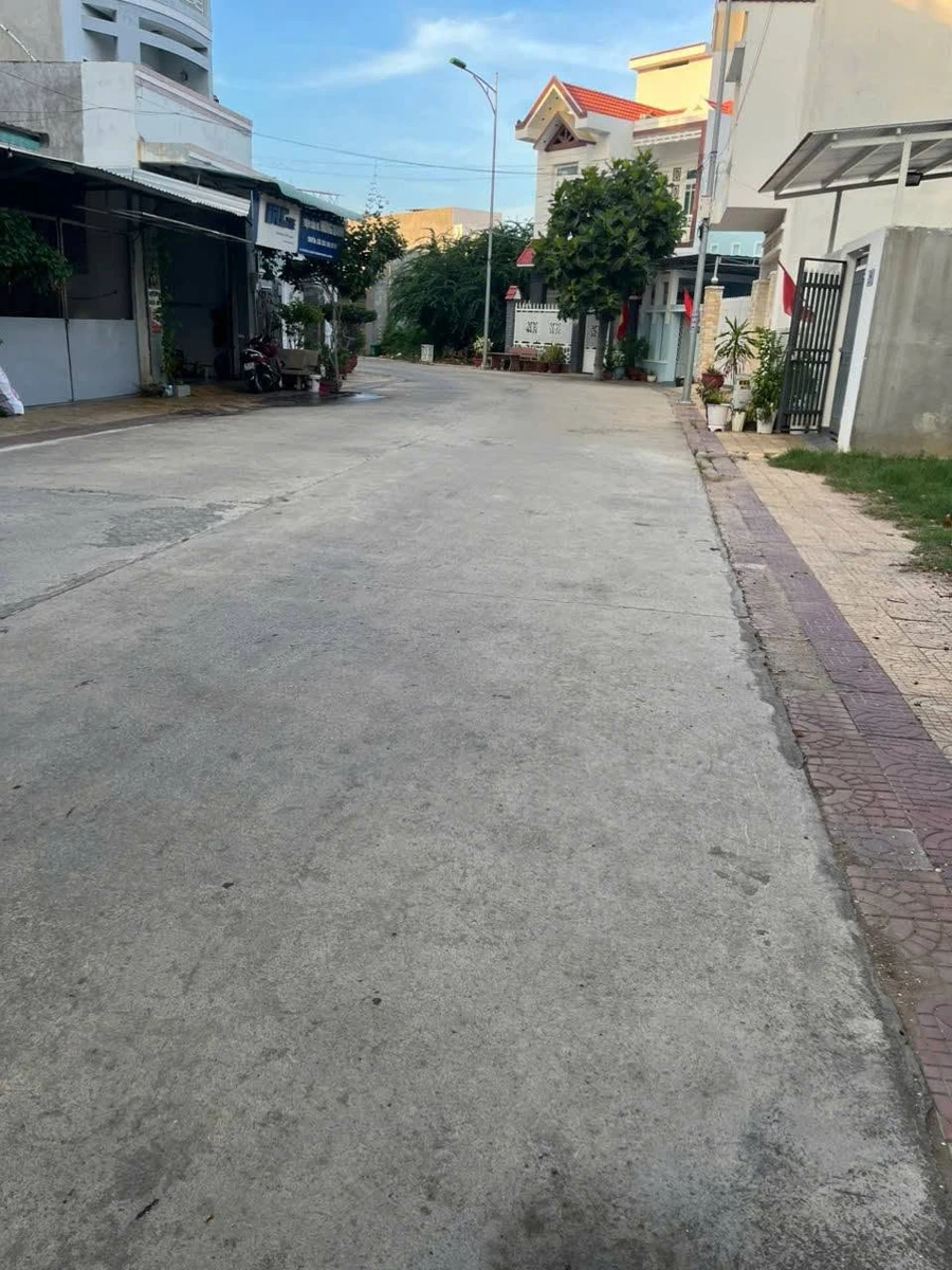 Bán lô đất 81m2 Phan Rang, Khánh Hòa, giá 1,9 tỷ - Ảnh thu nhỏ 3