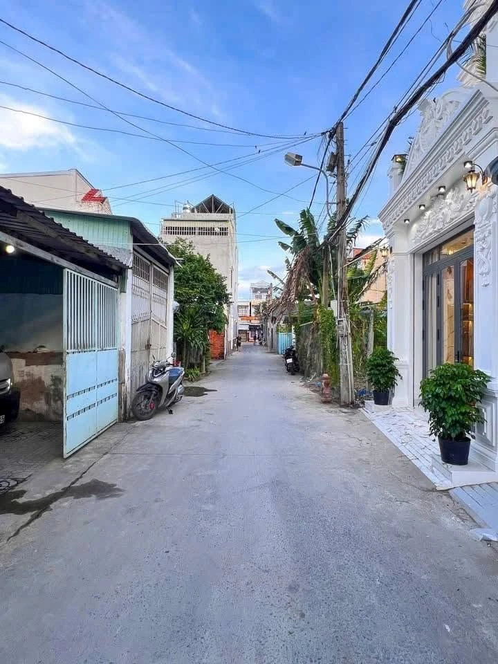 Bán nhà trệt lầu 135m2, 3 PN, Phạm Ngủ Lão, Thủ Đức - Ảnh thu nhỏ 2