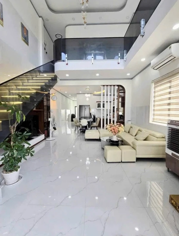 Bán nhà lầu lửng 3 phòng ngủ 105m² Tây Ninh 1,65 tỷ