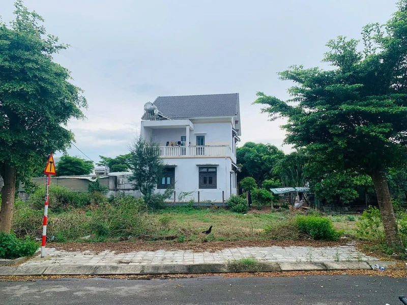 Bán đất 150m² giá 3,5 tỷ gần Đà Nẵng