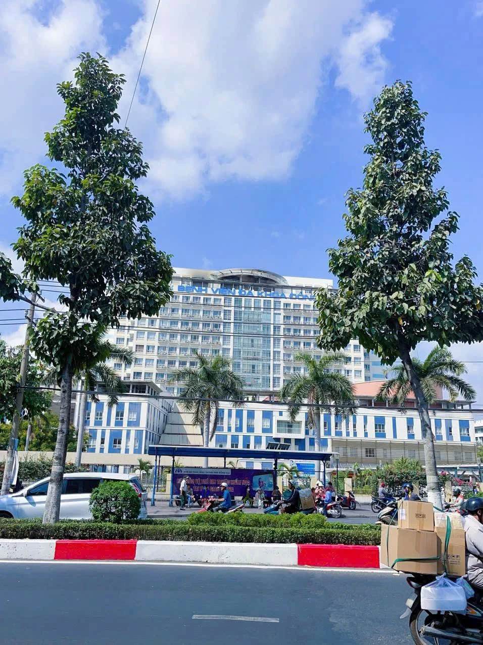 Bán nhà mặt tiền Đồng Khởi 270m2, Quận 1 - 18 tỷ 999 triệu - Ảnh 1