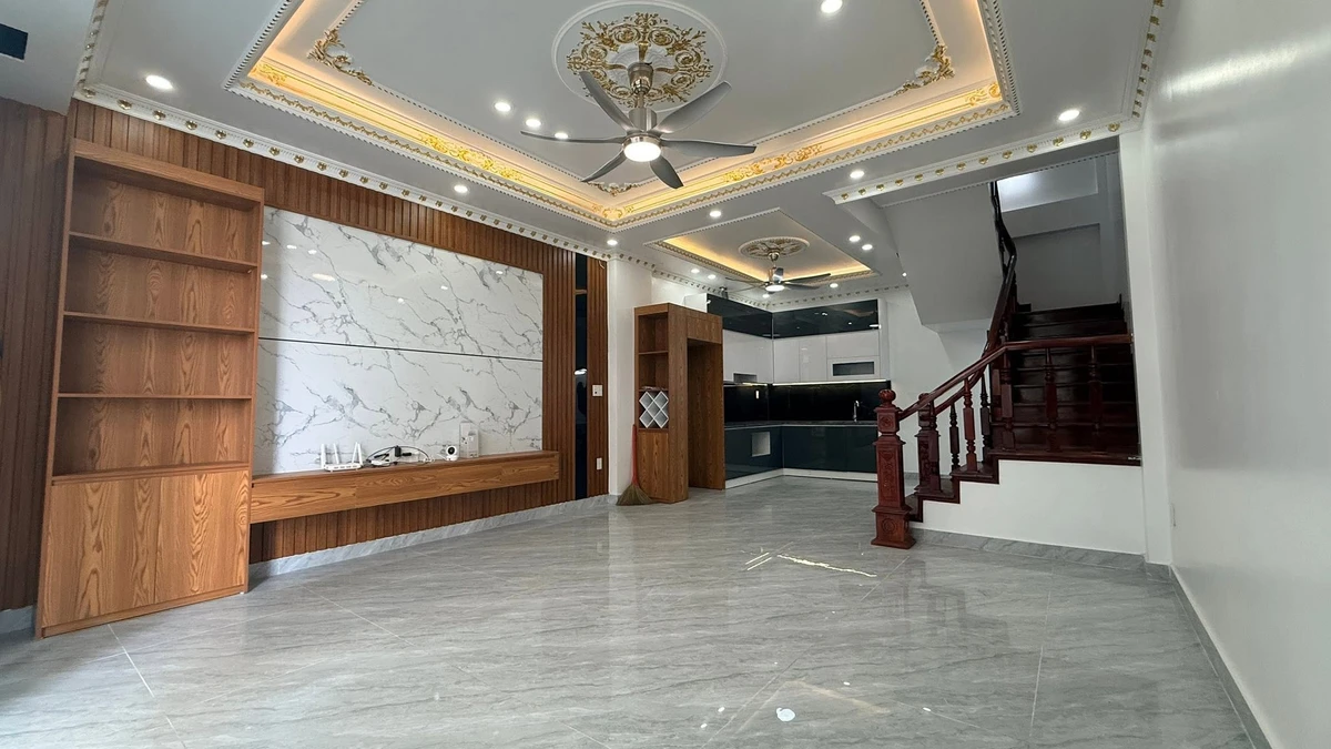 Bán nhà 3 tầng 50m² Đặng Cương hơn 2 tỷ - Ảnh thu nhỏ 2