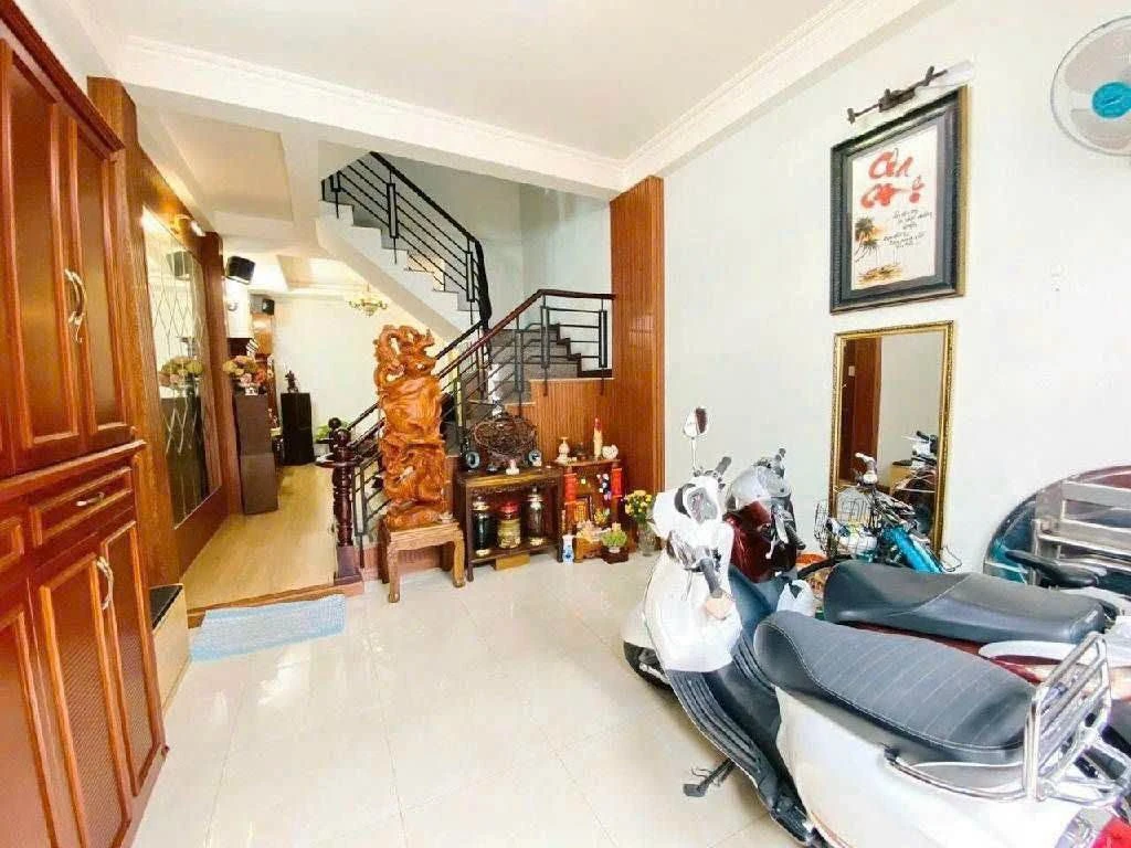 Bán nhà 4 tầng 51m² gần Tân Mỹ, Quận 7, 8 tỷ 1 - Ảnh thu nhỏ 2